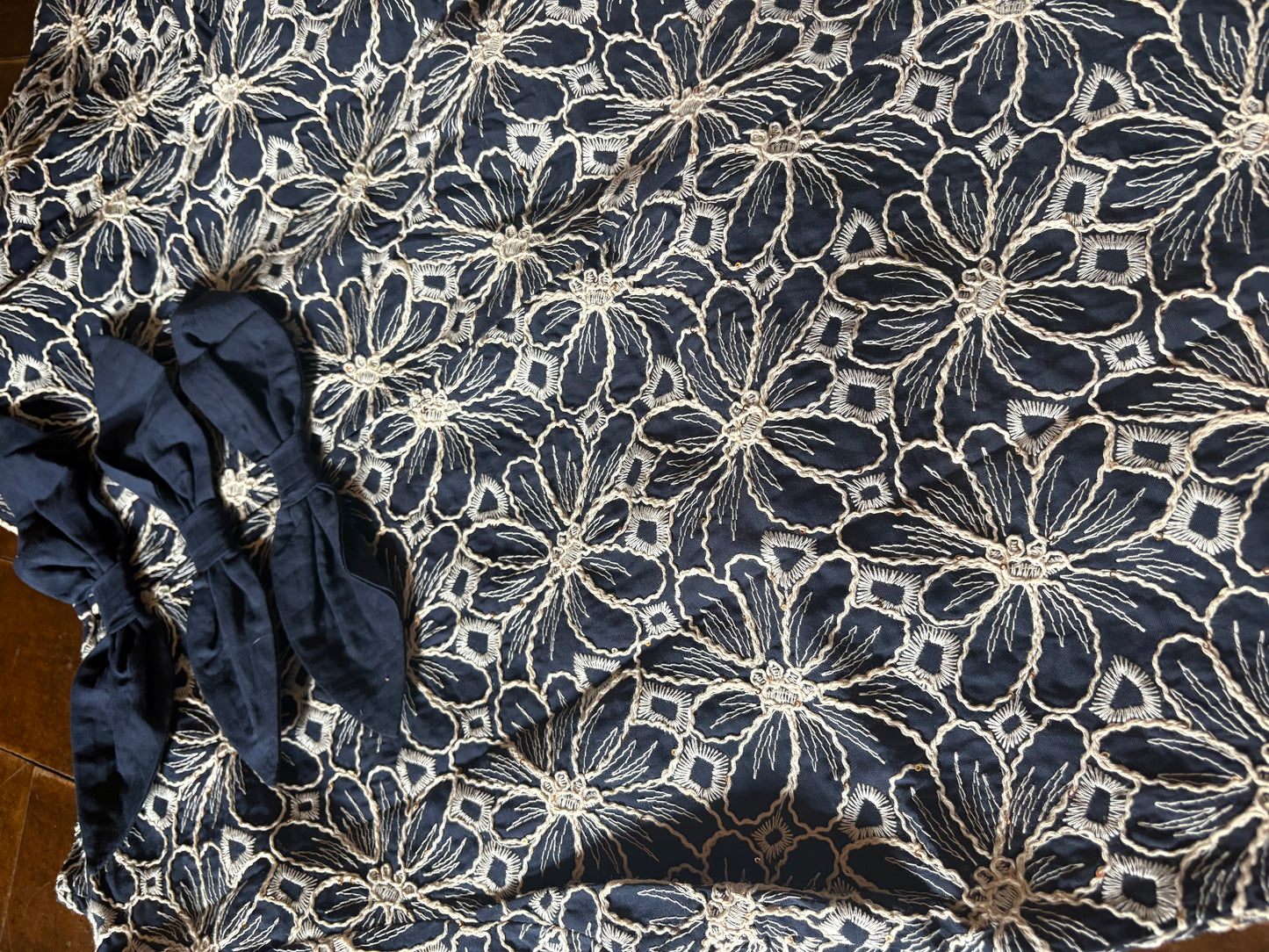 Back Bow Detailed Floral Embroidered Top