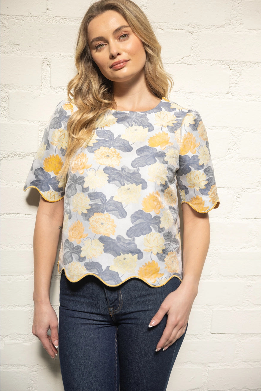 Wavy Embroidered Hem Floral Jacqaurd Top
